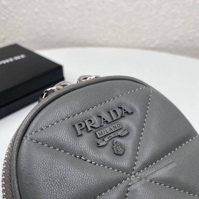 prada女包 普拉達專櫃新款斜挎包 1DH030 Prada灰色手機包  pyd2226